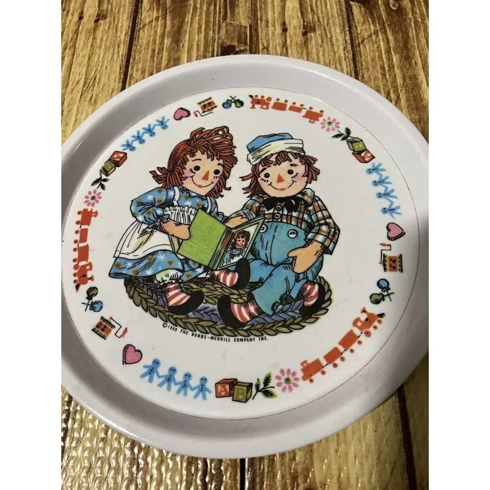 Raggedy Ann & Raggedy Andy Vintage Oneida PLATE 1969 Bobbs-Merrill Co Plastic